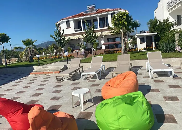 Costa 1 Kariani